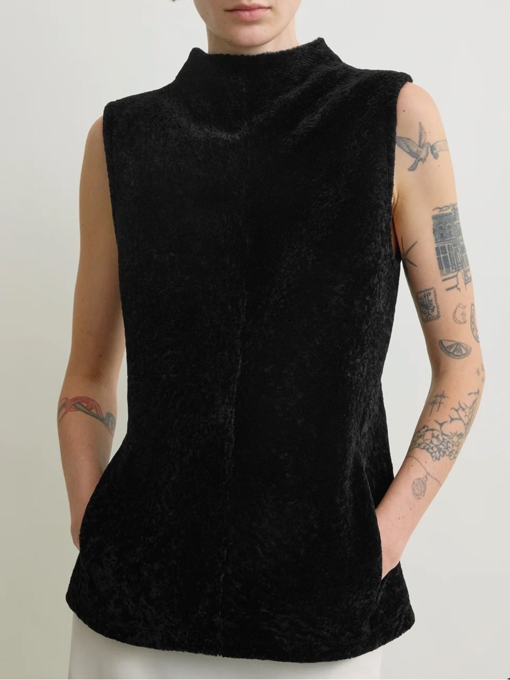 NWT Toteme Shearling Front Lamb Fur Leather Mock Neck Sleeveless Top Black